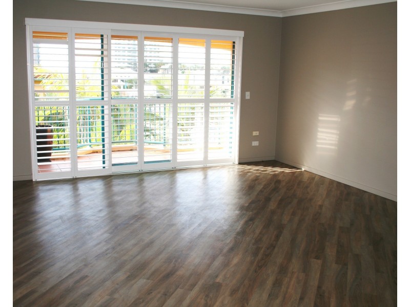 24/27-29 Dutton Street, Coolangatta QLD 4225