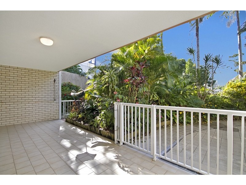 1/54 Dutton Street ‘Park Place’, Coolangatta QLD 4225