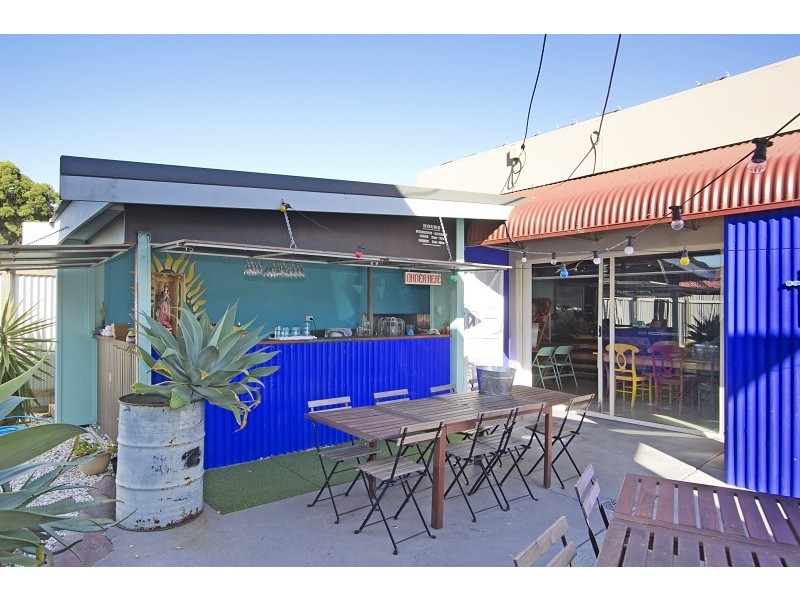 42 Currumbin Creek Road, Currumbin Waters QLD 4223