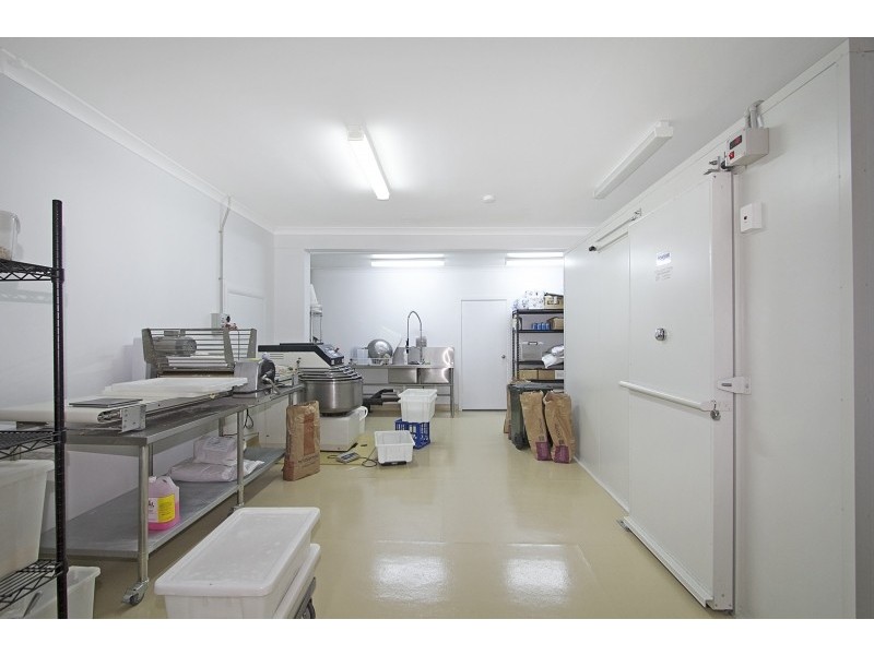 42 Currumbin Creek Road, Currumbin Waters QLD 4223