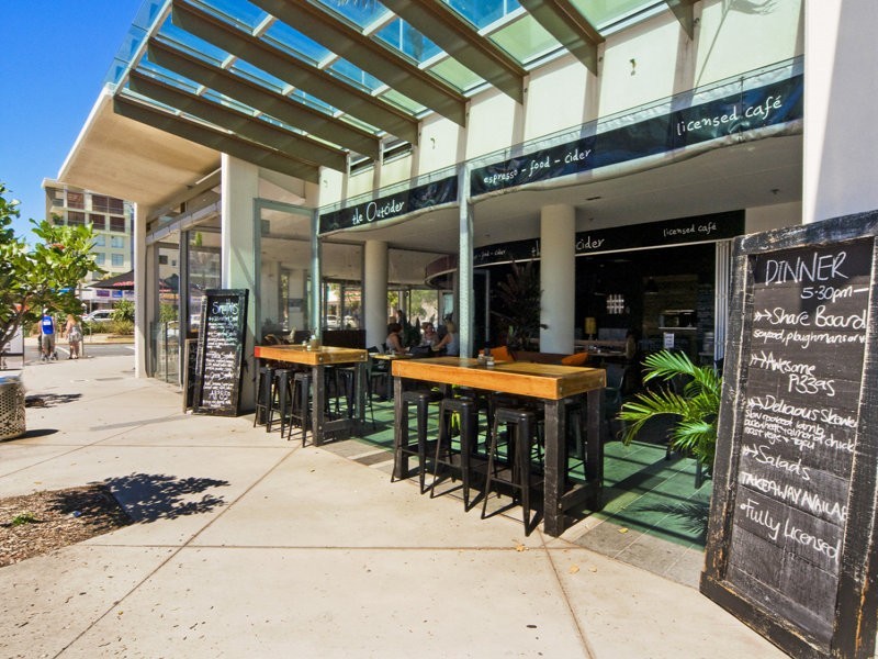 7/5 Douglas Street, Kirra QLD 4225