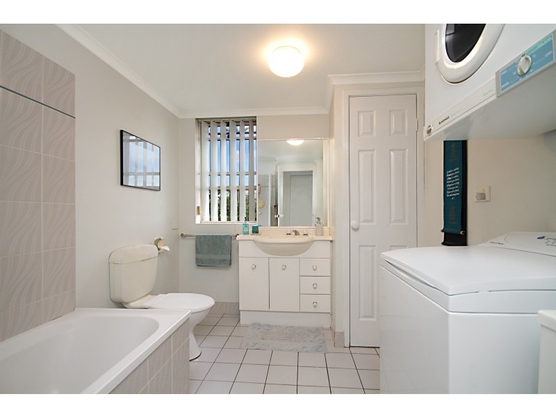 7/15-17 South Street, Kirra QLD 4225