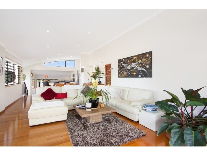 36 Tweed Street, Coolangatta QLD 4225