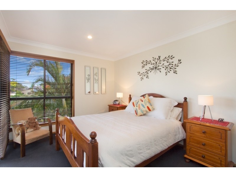 36 Tweed Street, Coolangatta QLD 4225