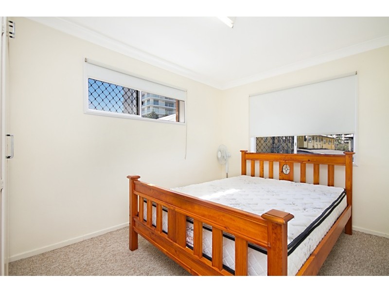 8/12 Coyne Street, Kirra QLD 4225