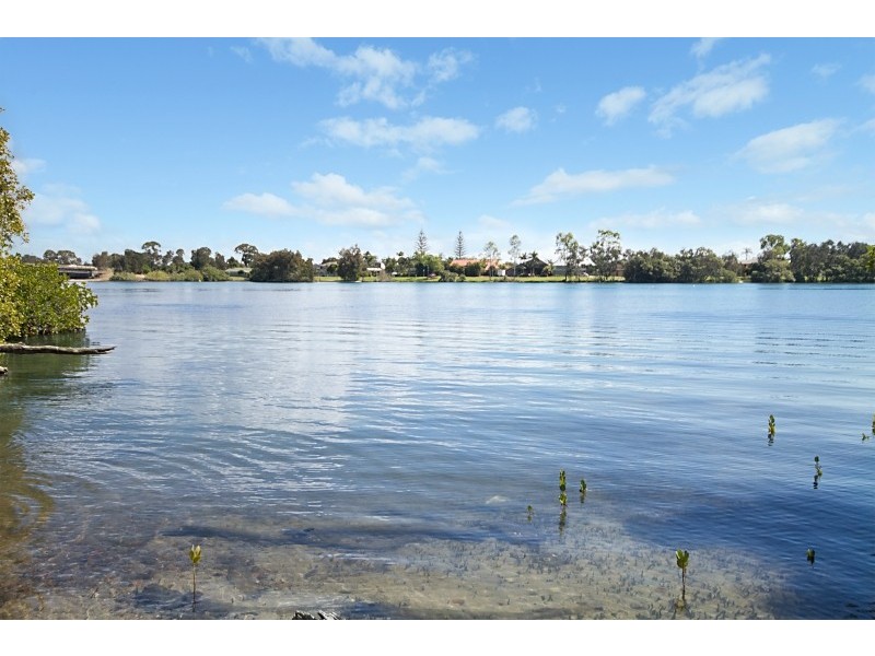 12/100 Dry Dock Road, Tweed Heads South NSW 2486