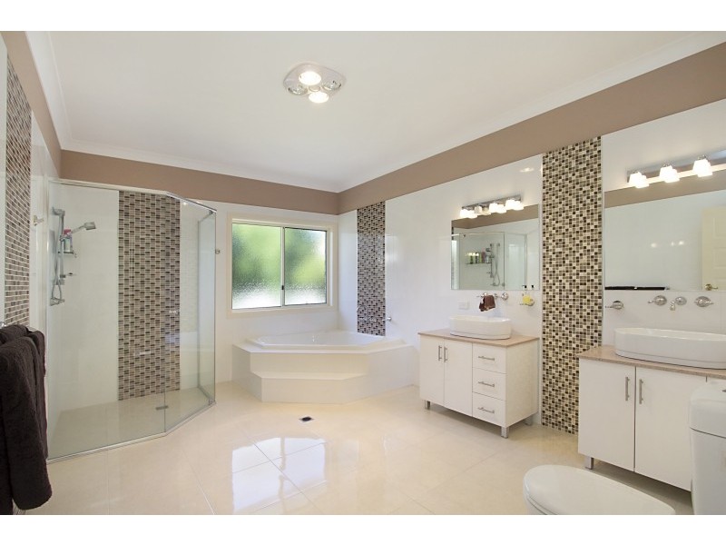 45 Dungogie Drive, Tallebudgera QLD 4228
