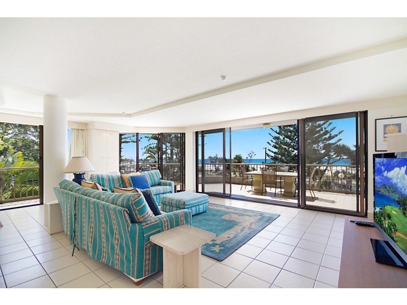 1A/828 Pacific Parade ‘Rocks Resort’, Currumbin QLD 4223