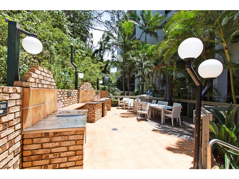 1A/828 Pacific Parade ‘Rocks Resort’, Currumbin QLD 4223