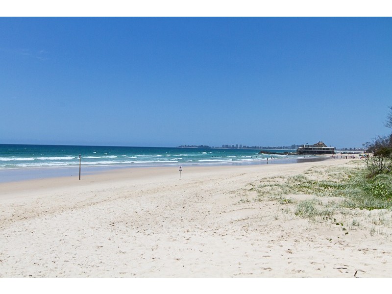 1A/828 Pacific Parade ‘Rocks Resort’, Currumbin QLD 4223