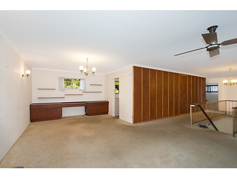 64 Rutledge Street, Coolangatta QLD 4225