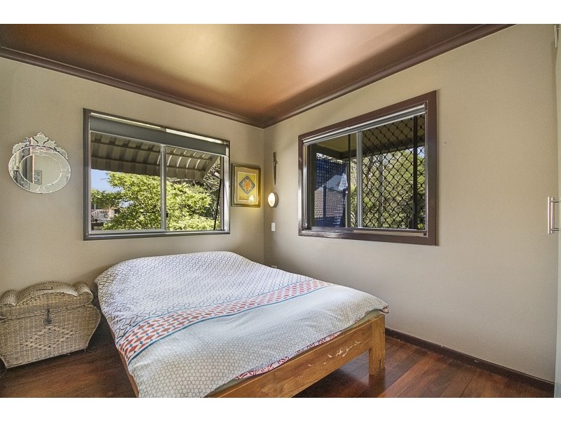 2/47 Coolangatta Road, Kirra QLD 4225