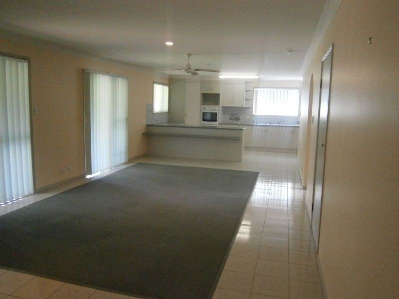 215 Hogans Road, Bilambil NSW 2486