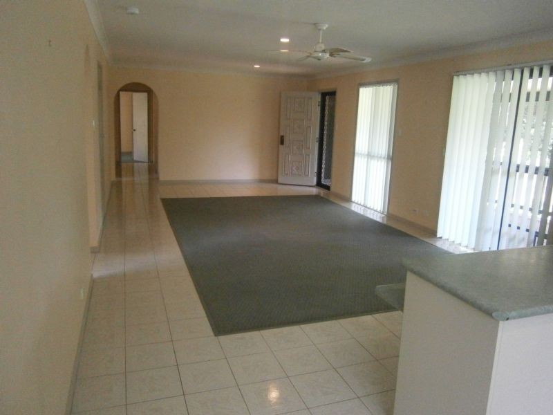 215 Hogans Road, Bilambil NSW 2486