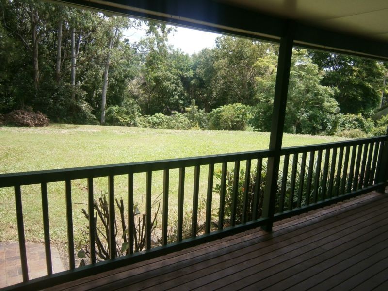 215 Hogans Road, Bilambil NSW 2486