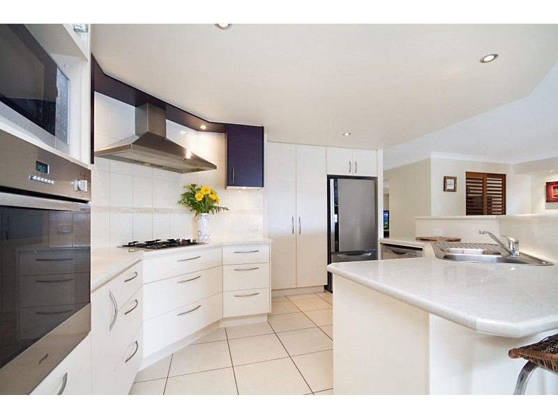 92 Botanical Cct, Banora Point NSW 2486