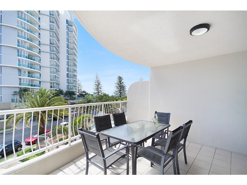 303/4-10 Douglas Street ‘Kirra Beach Luxury Apartments’, Kirra QLD 4225