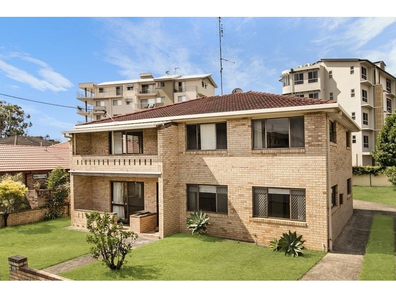 2/6 McGregor Crescent, Tweed Heads NSW 2485