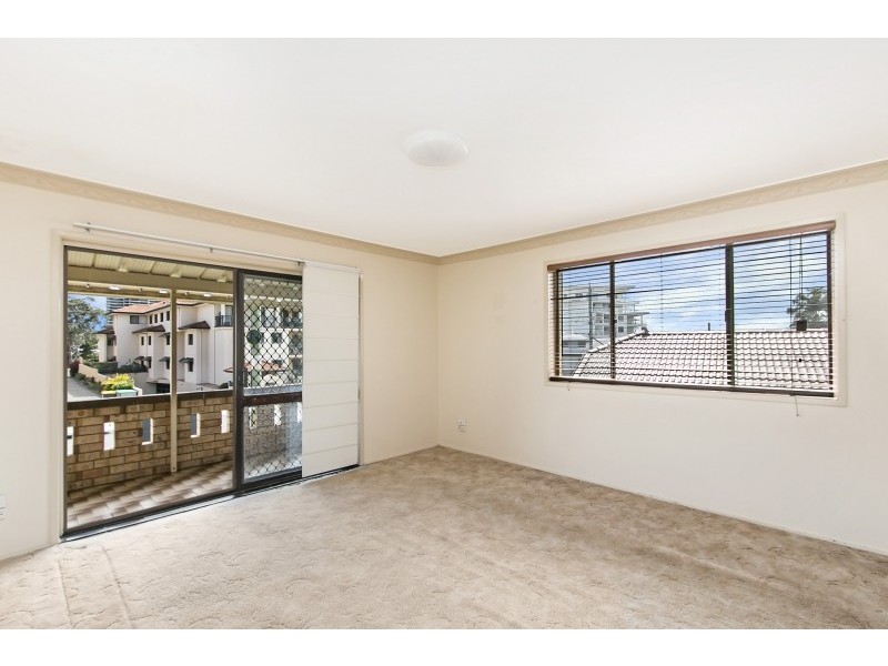 2/6 McGregor Crescent, Tweed Heads NSW 2485