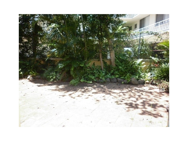 3/3 Winston Street ‘Seaspray Kirra’, Kirra QLD 4225