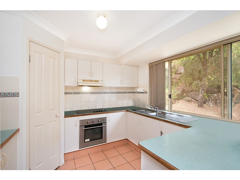 8 Stonehaven Way, Banora Point NSW 2486