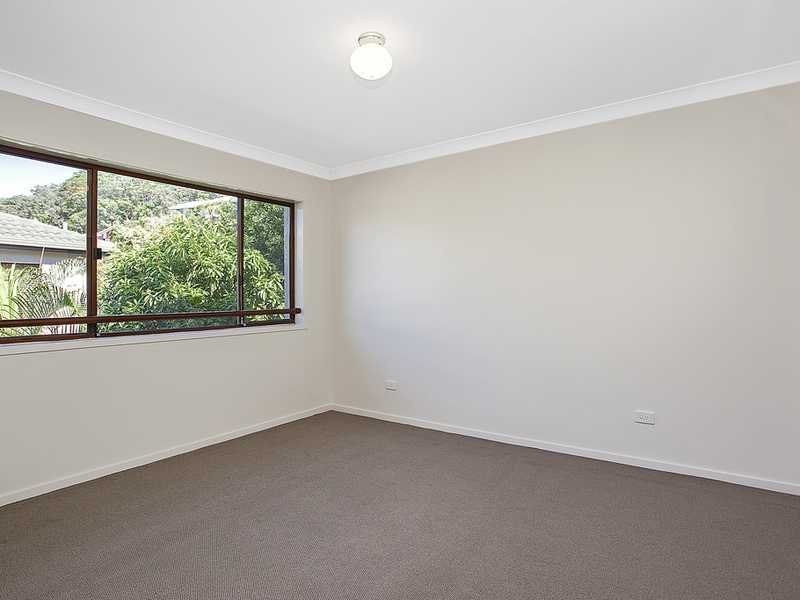 12/1 Burrabee Street, Burleigh Heads QLD 4220