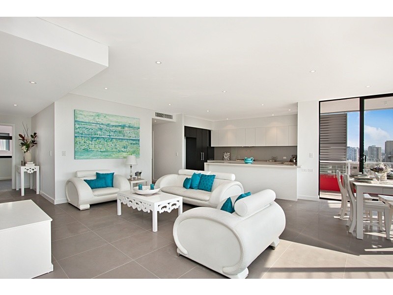2/1-3 Boundary Street, Rainbow Bay QLD 4225