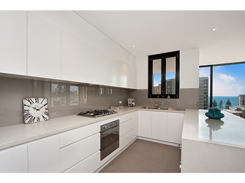 2/1-3 Boundary Street, Rainbow Bay QLD 4225