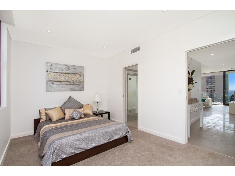 2/1-3 Boundary Street, Rainbow Bay QLD 4225