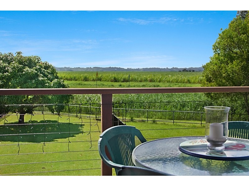 10 Irving Street, Tumbulgum NSW 2490