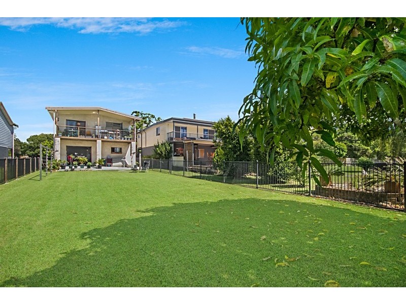 10 Irving Street, Tumbulgum NSW 2490