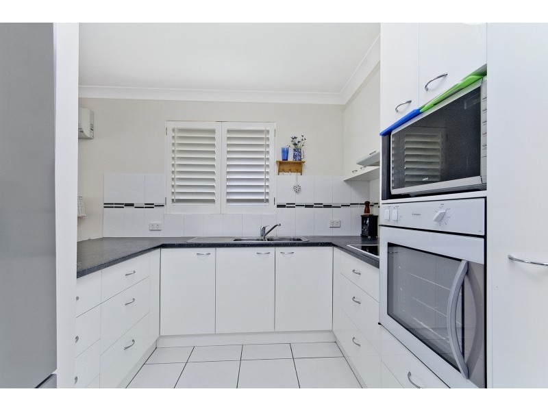 2/74 Stapylton Street ‘Stapylton Court’, Coolangatta QLD 4225