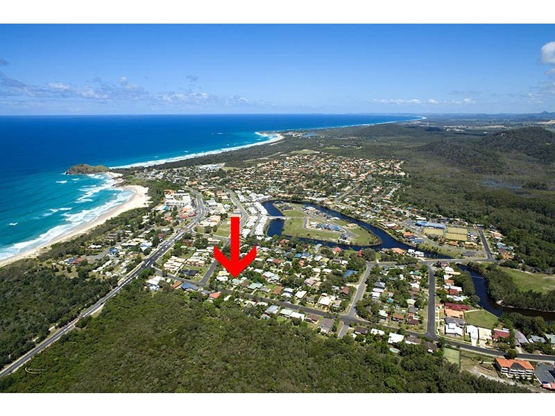 6 Tamarind Avenue, Cabarita Beach NSW 2488