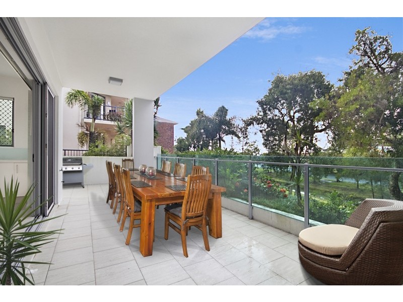 1/9 South Street ‘South Beach Apartments’, Kirra QLD 4225