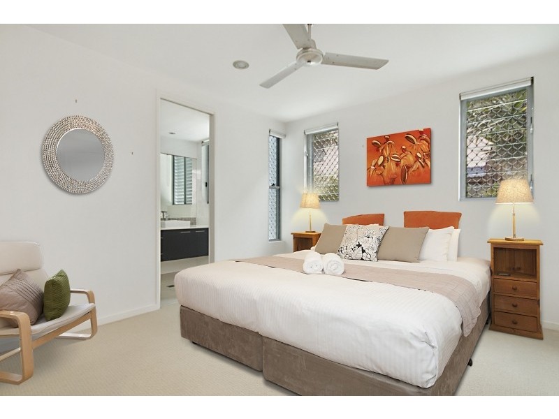 1/9 South Street ‘South Beach Apartments’, Kirra QLD 4225