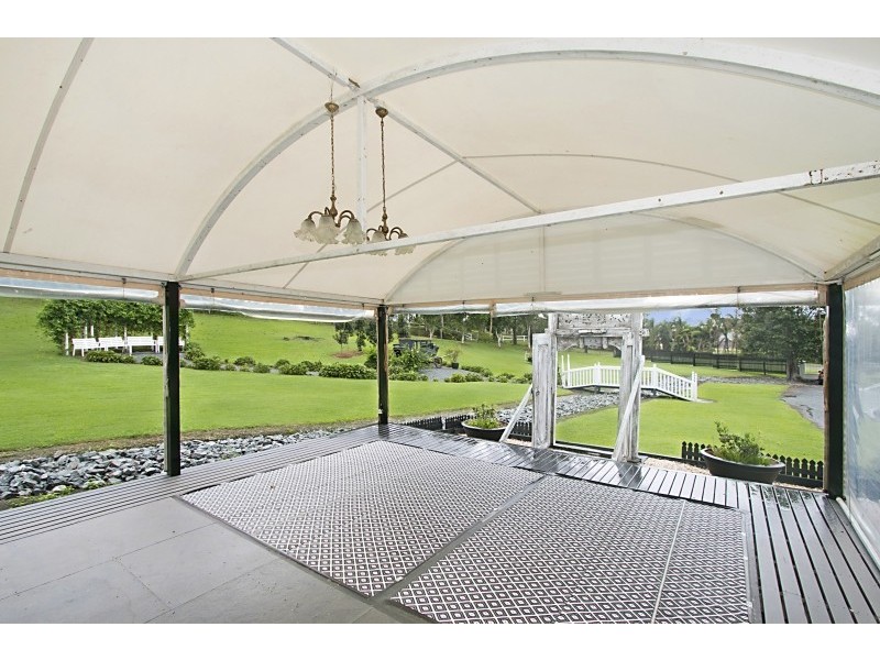 268 Tallebudgera Creek Road ‘Teavine House’, Tallebudgera Valley QLD 4228