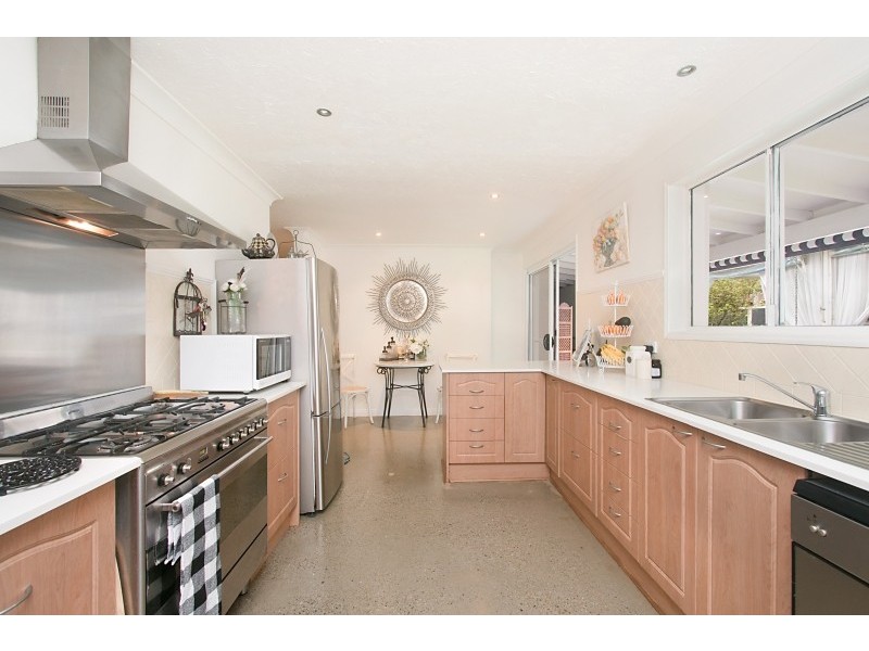 268 Tallebudgera Creek Road ‘Teavine House’, Tallebudgera Valley QLD 4228