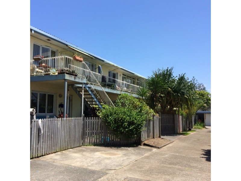 1/3 Rutledge Street, Kirra QLD 4225