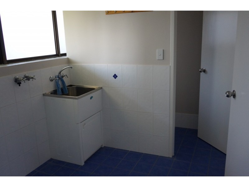 8/123 Golden Four Drive, Bilinga QLD 4225