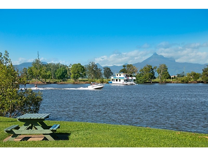 54 Riverside Drive, Tumbulgum NSW 2490