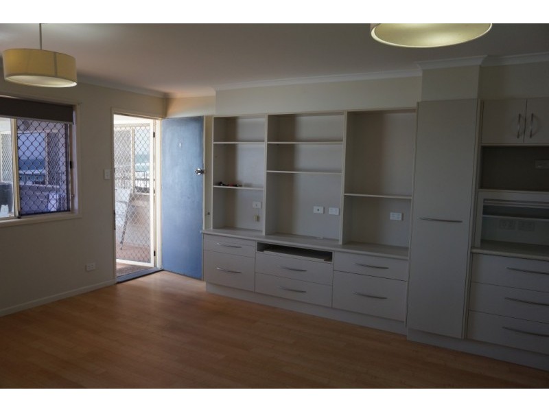 8/10 Marine Parade, Kirra QLD 4225