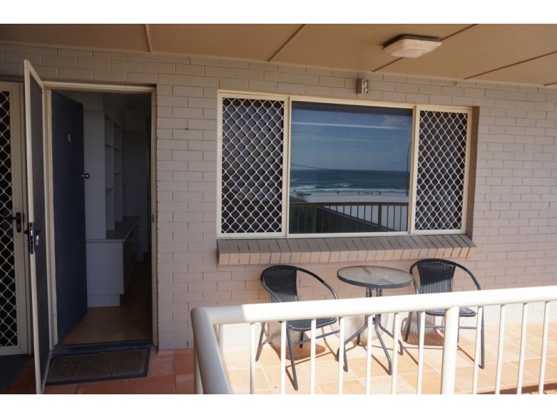 8/10 Marine Parade, Kirra QLD 4225