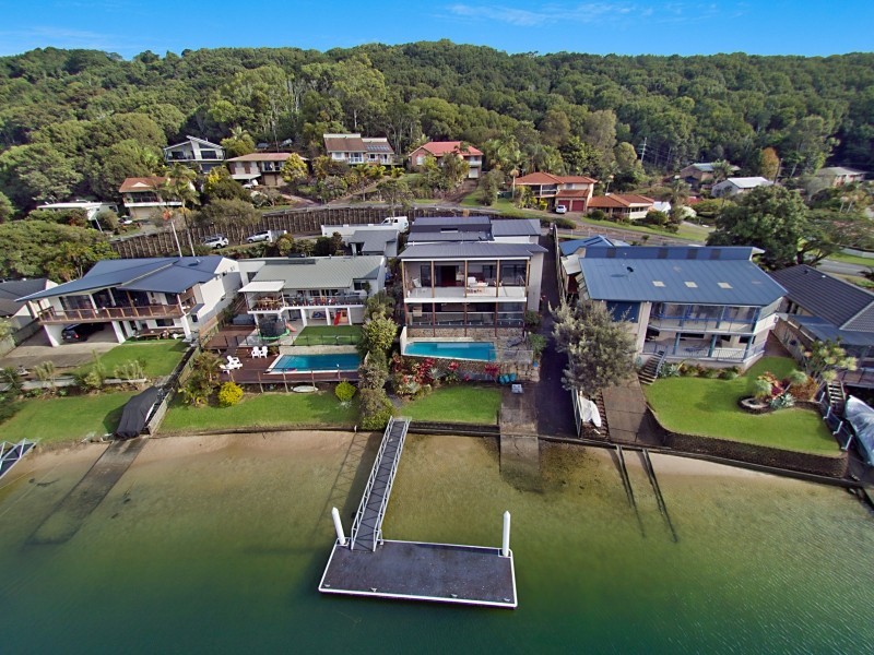 76 Old Ferry Road, Banora Point NSW 2486