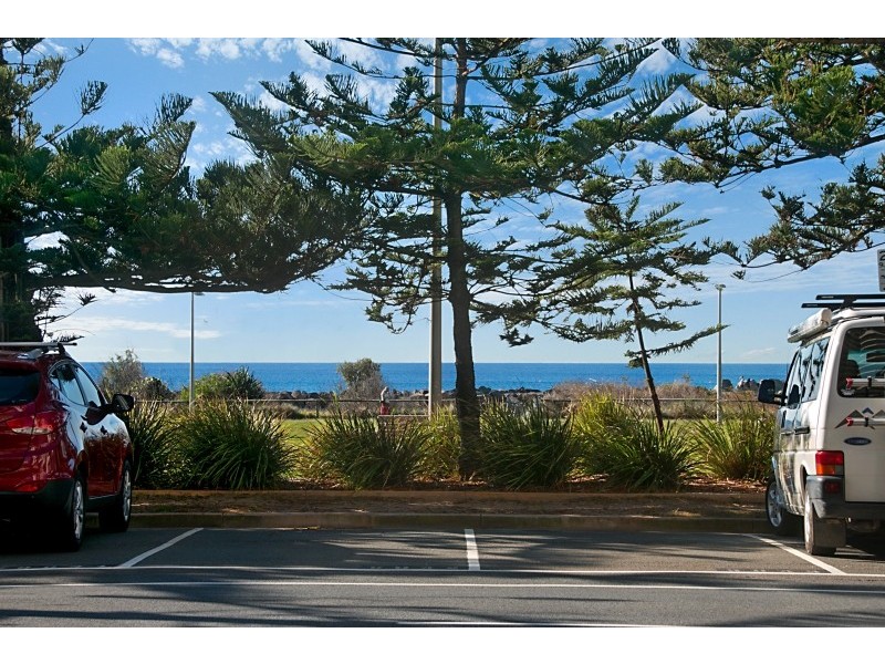 21a/52-58 Marine Parade, Coolangatta QLD 4225