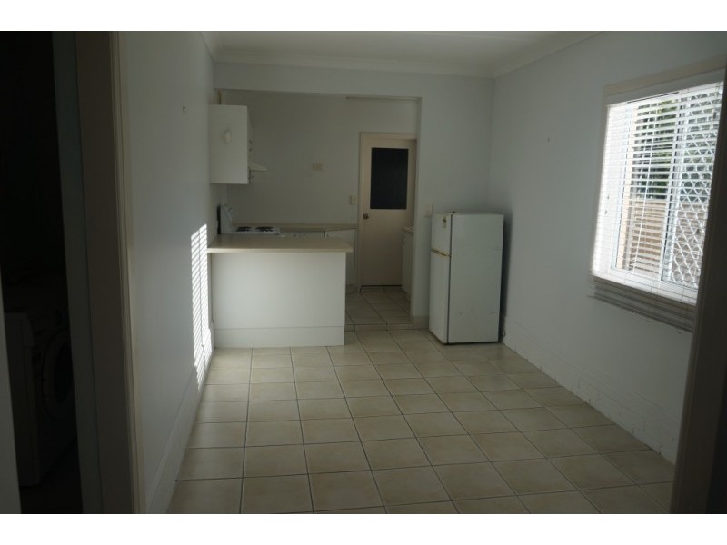 1/100 Dutton Street, Coolangatta QLD 4225