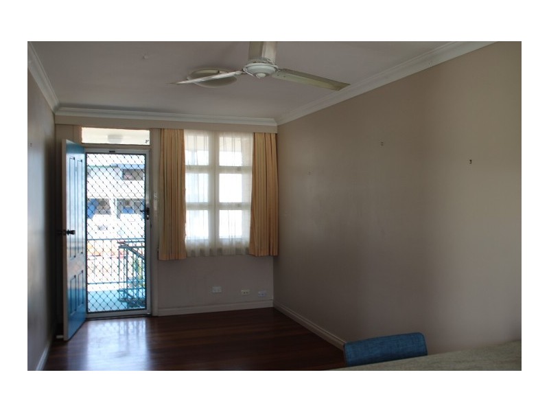 6/5 Churchill Street, Kirra QLD 4225