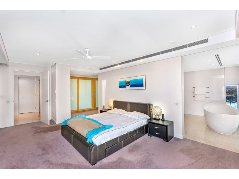 302/1 Haig Street, Kirra QLD 4225