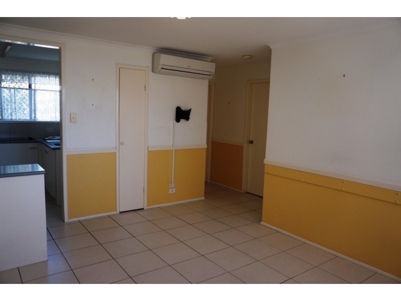 4/10 Marine Parade, Kirra QLD 4225