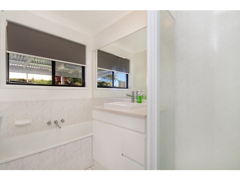 23 Tralee Drive, Banora Point NSW 2486