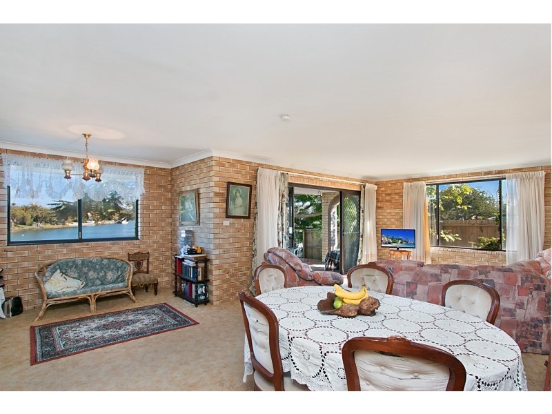 2/36 Blue Waters Crescent, Tweed Heads West NSW 2485